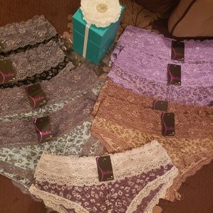 NWT Lacy Intimates 9 pairs